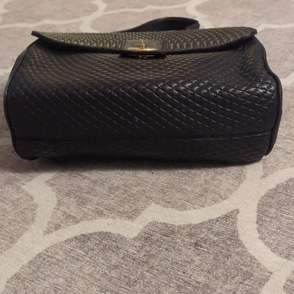 Black Leather Quilted Crossbody Purse - Picture 4 of 11